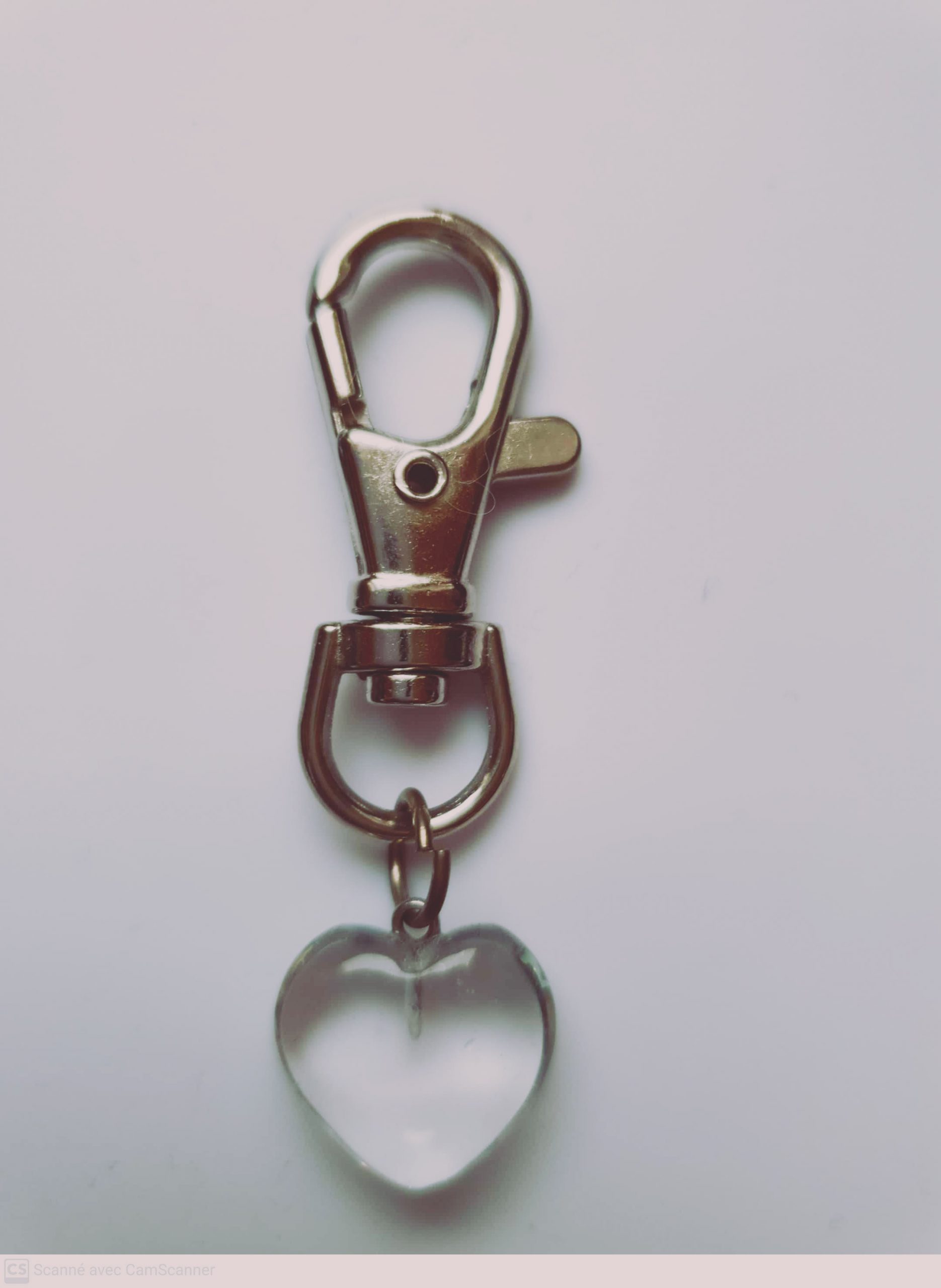 porte-clés cristal de roche forme cœur