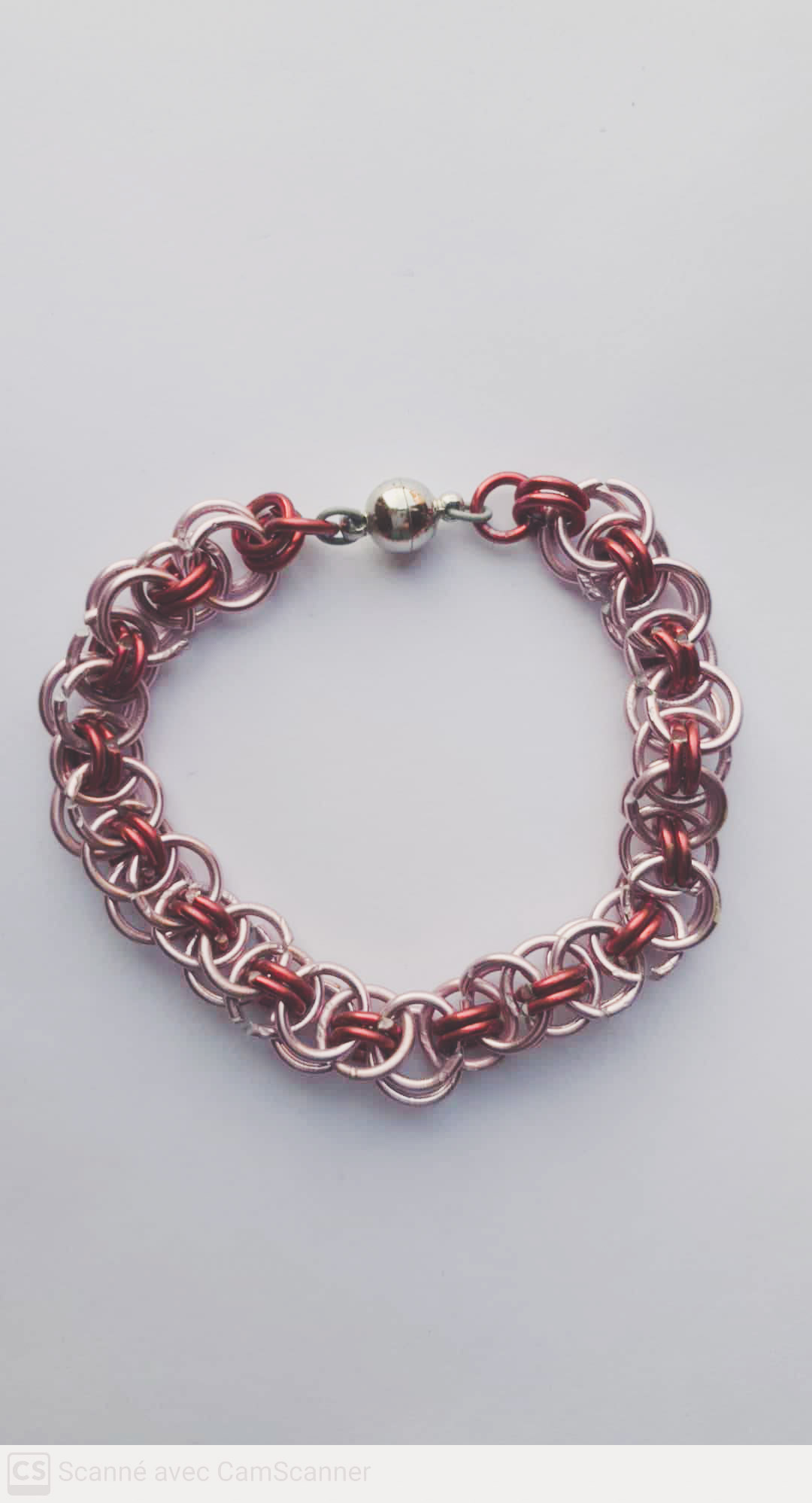 Bracelet chainmaille "ton sur ton" couleurs lavande et bordeaux
