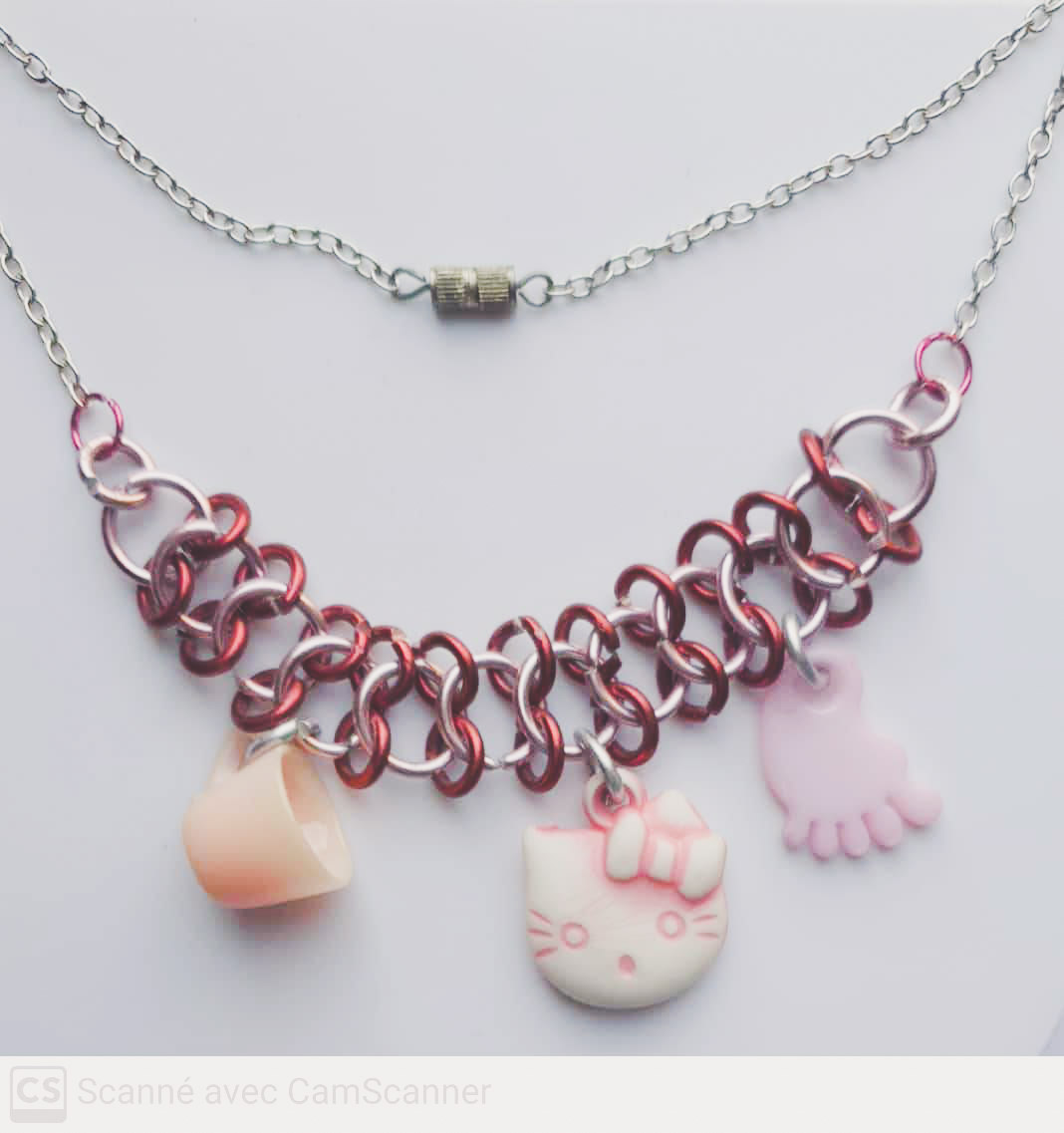 Pendentif chainmaille "reflet antique" avec charms couleurs lilas et bordeaux